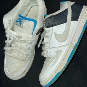 Nike sb dunk blue laser size 7 used